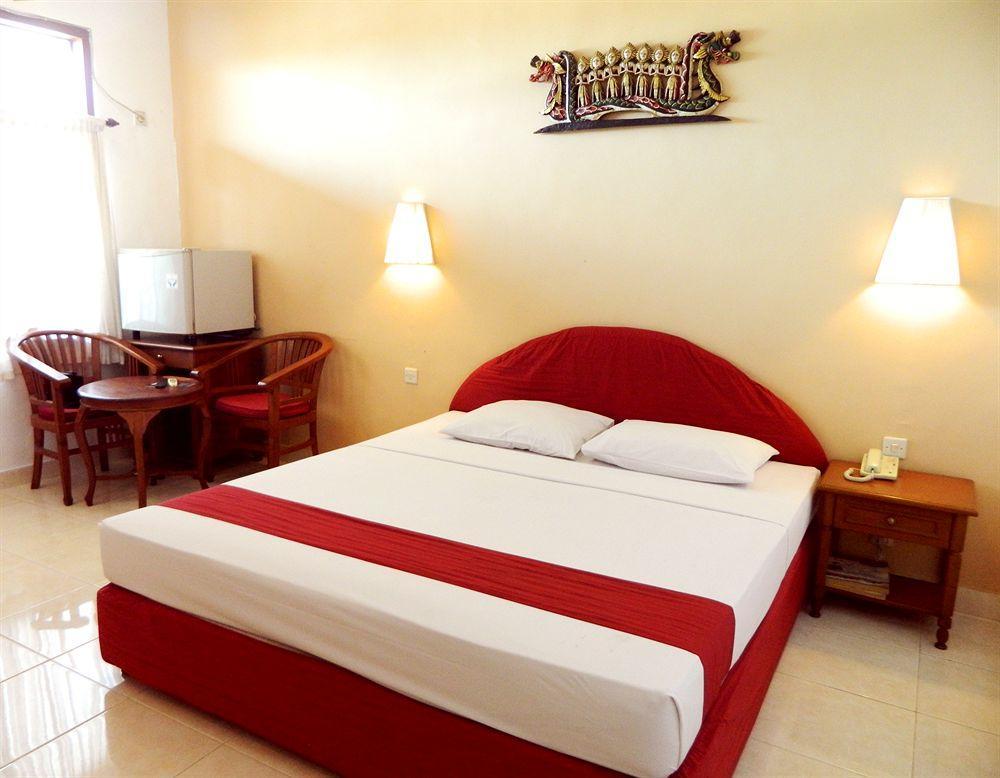 Hotel Ratna Kuta Lombok Extérieur photo