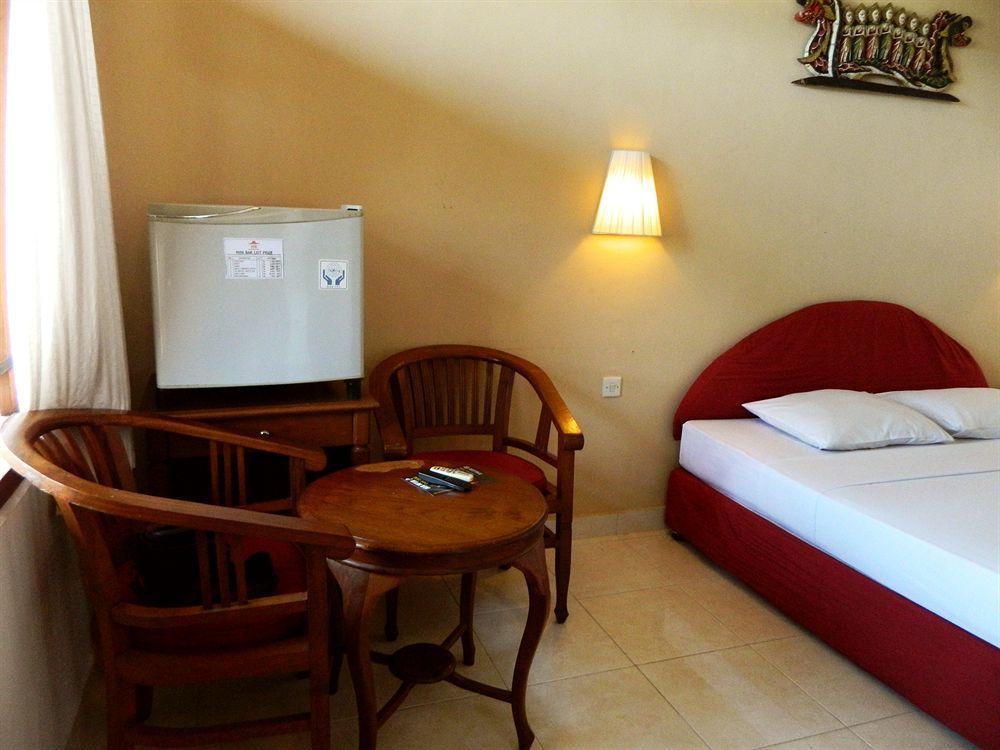 Hotel Ratna Kuta Lombok Extérieur photo